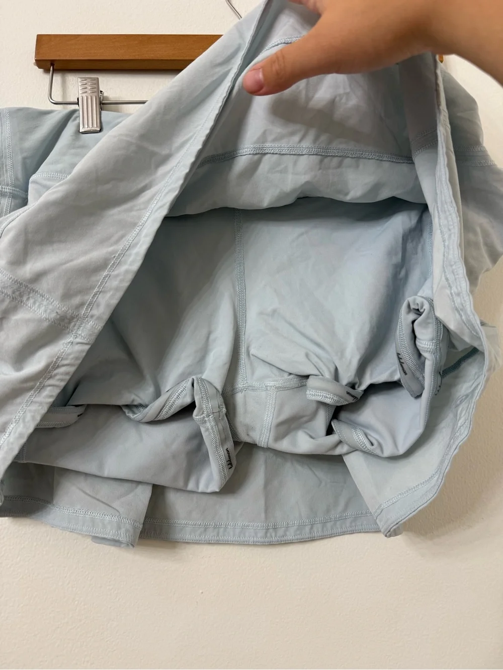 {10} lululemon athletica Powder Blue Pace Skort